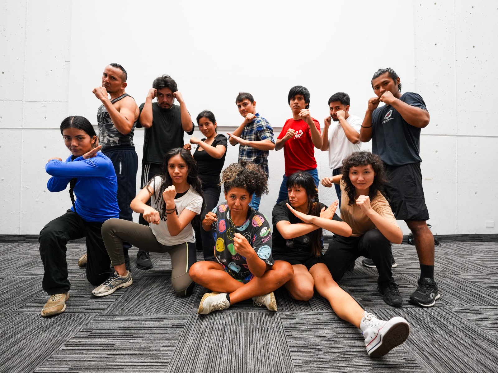 Ministerio de Cultura: 12 artistas escénicos fortalecieron su formación artística en taller gratuito